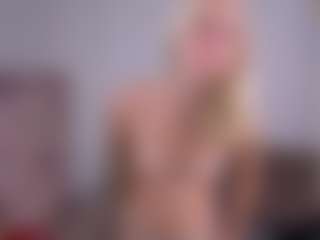 Live cam show with LorrianeVogl - Domination on Stripli.com