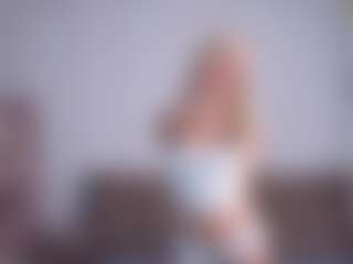 LorrianeVogl's Live Sex Cam Show