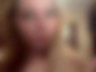 Live cam show with RemediosHinegardner - New Big Tits on CamClone