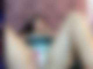 Live cam show with elif-acosta - Smoking on Camsoda