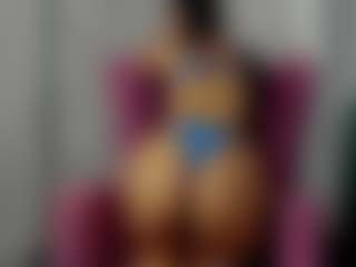 Live cam show with FluffyRosses - Bikini on TeamSkeetLive