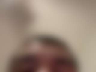 iloveeromeoo's Live Sex Cam Show