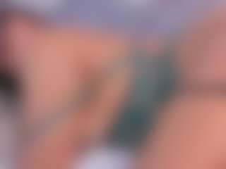 lirio20's Live Sex Cam Show