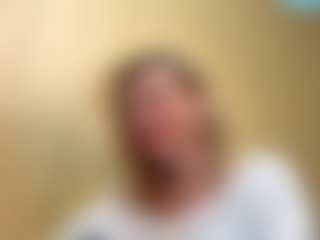 Live cam show with BobbyeBunselmeyer - Skinny on Camsoda
