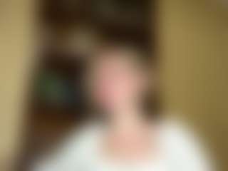 Live cam show with BobbyeBunselmeyer - New Granny on Hubzter Live