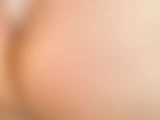 Live cam show with CurvyBombom - Mature on CSO-WL