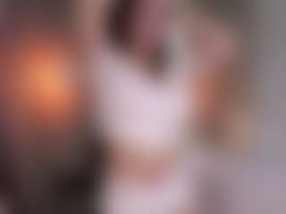 MaileBroeker's Live Sex Cam Show