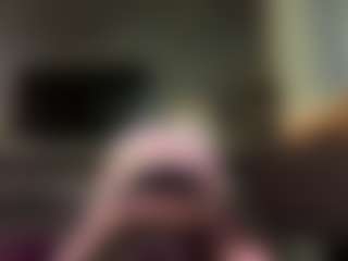 MiaThorburn's Live Sex Cam Show