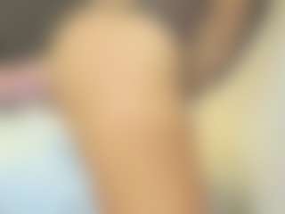 Live cam show with PearlKitty - Skinny on Camsoda
