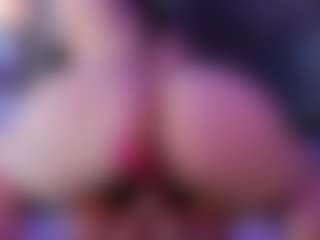 Live cam show with Anne Dixie - Butt Plug on fapnchat