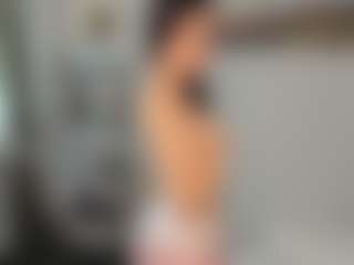 LesiaHailstone's Live Sex Cam Show