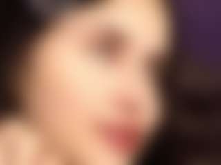 Live cam show with LesiaHailstone - Spy Granny on madthumbs
