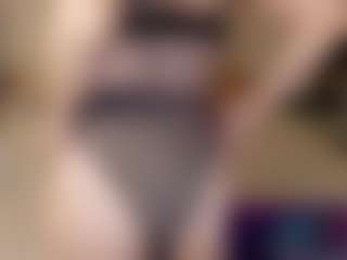 Live cam show with LiliVenom - New Lovense on Camming Site