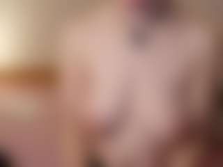Live cam show with LiliVenom - Blonde Hair on CamSodaAdn