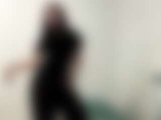 Live cam show with Hikari - Striptease on madthumbs