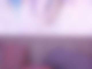 Live cam show with Demisinn - Petite MILF on googirlz