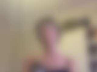 Live cam show with Ria - Deepthroat on CSO-WL