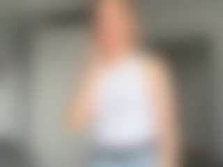 Live cam show with malvinatoken - Teen (18+) on live18s.com