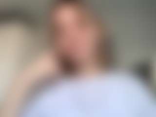Live cam show with malvinatoken - New Bedroom on Gym Cam Girls