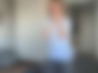 Live cam show with malvinatoken - Twerk on Camsoda