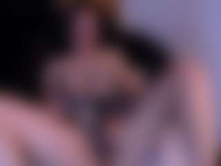 Live cam show with Zafira-Cass - Twerk on Milf Play