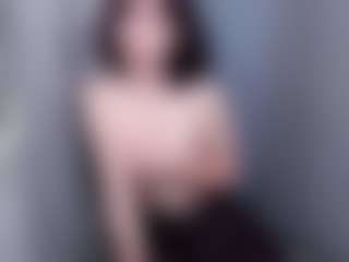AdelleNaillon's Live Sex Cam Show