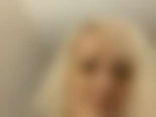 c04575617's Live Sex Cam Show