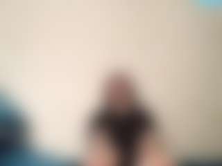 Live cam show with Eliza - New Big Ass on PervPlay.com