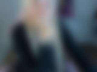 Live cam show with Catherine-Everly1 - Innocent on Camiplay Live