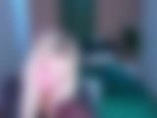 Live cam show with Catherine-Everly1 - Innocent on Hubzter Live