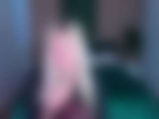 Live cam show with Catherine-Everly1 - Average on liverealitysex.com