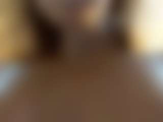 ElssaDaisy's Live Sex Cam Show