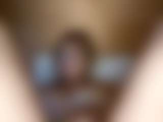 ElssaDaisy's Live Sex Cam Show