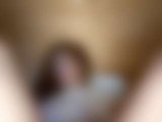 ElssaDaisy's Live Sex Cam Show