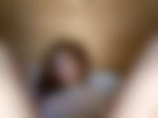 Live cam show with ElssaDaisy - Lovense Brown Hair on Camming Site