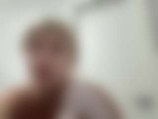 Live cam show with Lily - Blonde Hair on Camsoda