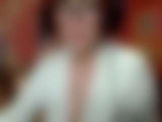 Live cam show with Jennie-Tailia - Gamer Red Hair on Streamer API