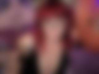 Live cam show with Jennie-Tailia - Gamer Red Hair on Camming Site