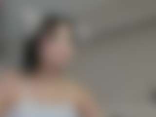 Live cam show with LilyyMoon - Camel Toe on livesuperchat.net