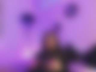 LuxeLina's Live Sex Cam Show