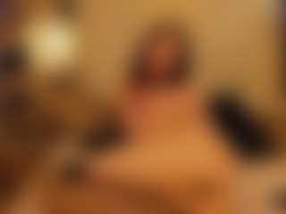 LuxeLina's Live Sex Cam Show