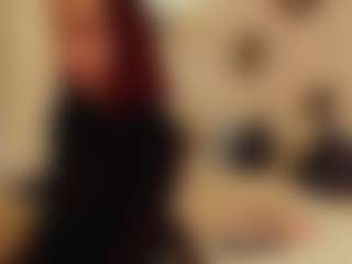 Live cam show with LuxeLina - Green Eyes on Hubzter Live