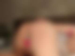 Live cam show with SunshySunshy - Teasing on Camsoda
