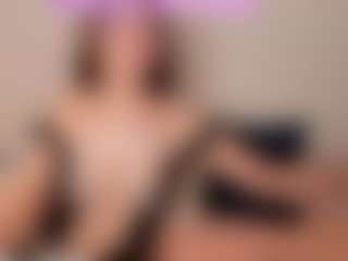 Live cam show with Amber-sophie - Ride Torso on Uber Horny