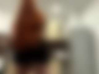 EleonoreHawkey's Live Sex Cam Show