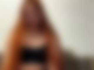 EleonoreHawkey's Live Sex Cam Show