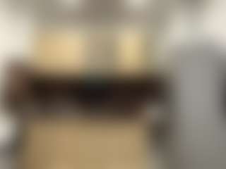 EleonoreHawkey's Live Sex Cam Show