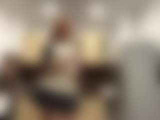 EleonoreHawkey's Live Sex Cam Show