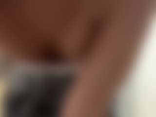 Live cam show with EleonoreHawkey - Red Hair Fetish on CamClone