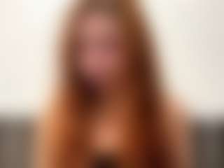 Live-Cam-Show mit EleonoreHawkey - Red Hair College auf Camsoda